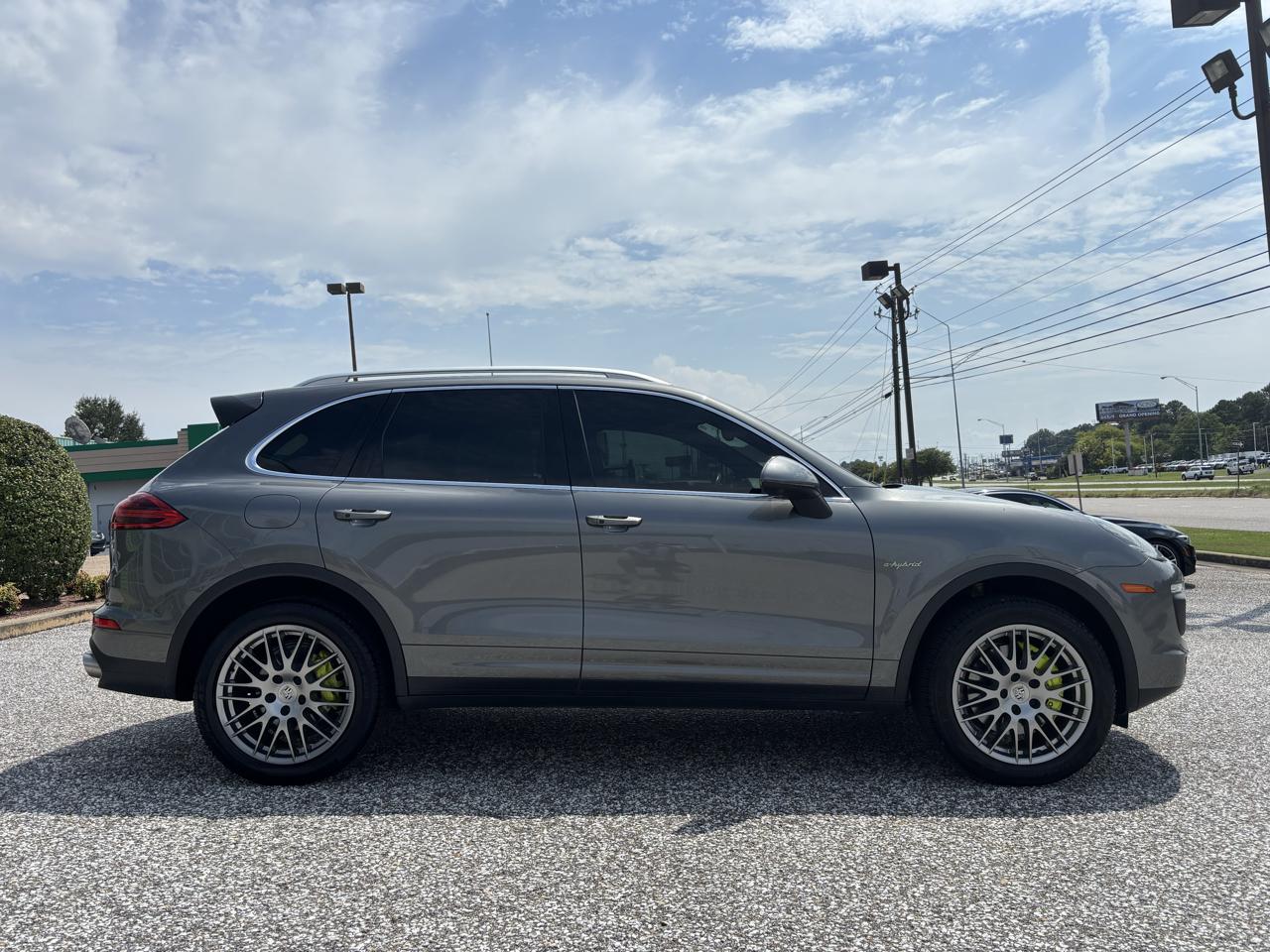 Porsche Cayenne S E-Hybrid AWD 2018