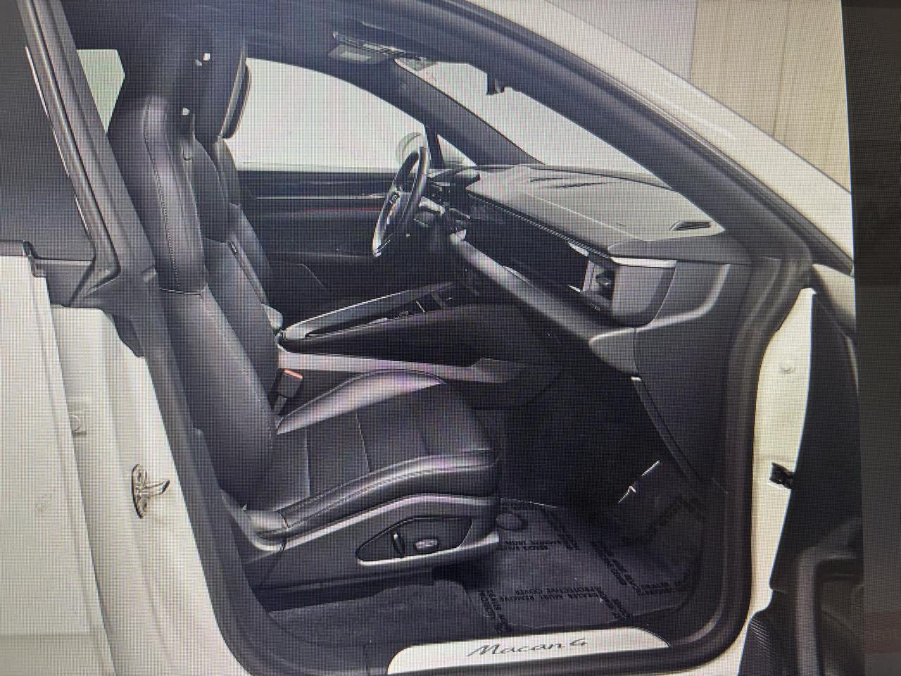 Porsche Macan Electric 4 AWD 2024