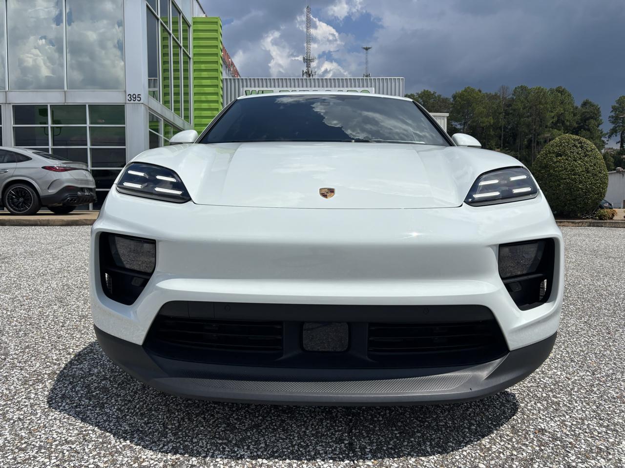 Porsche Macan Electric 4 AWD 2024