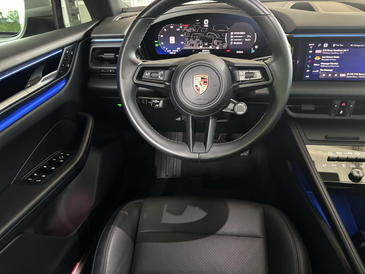 Porsche Macan Electric 4 AWD 2024