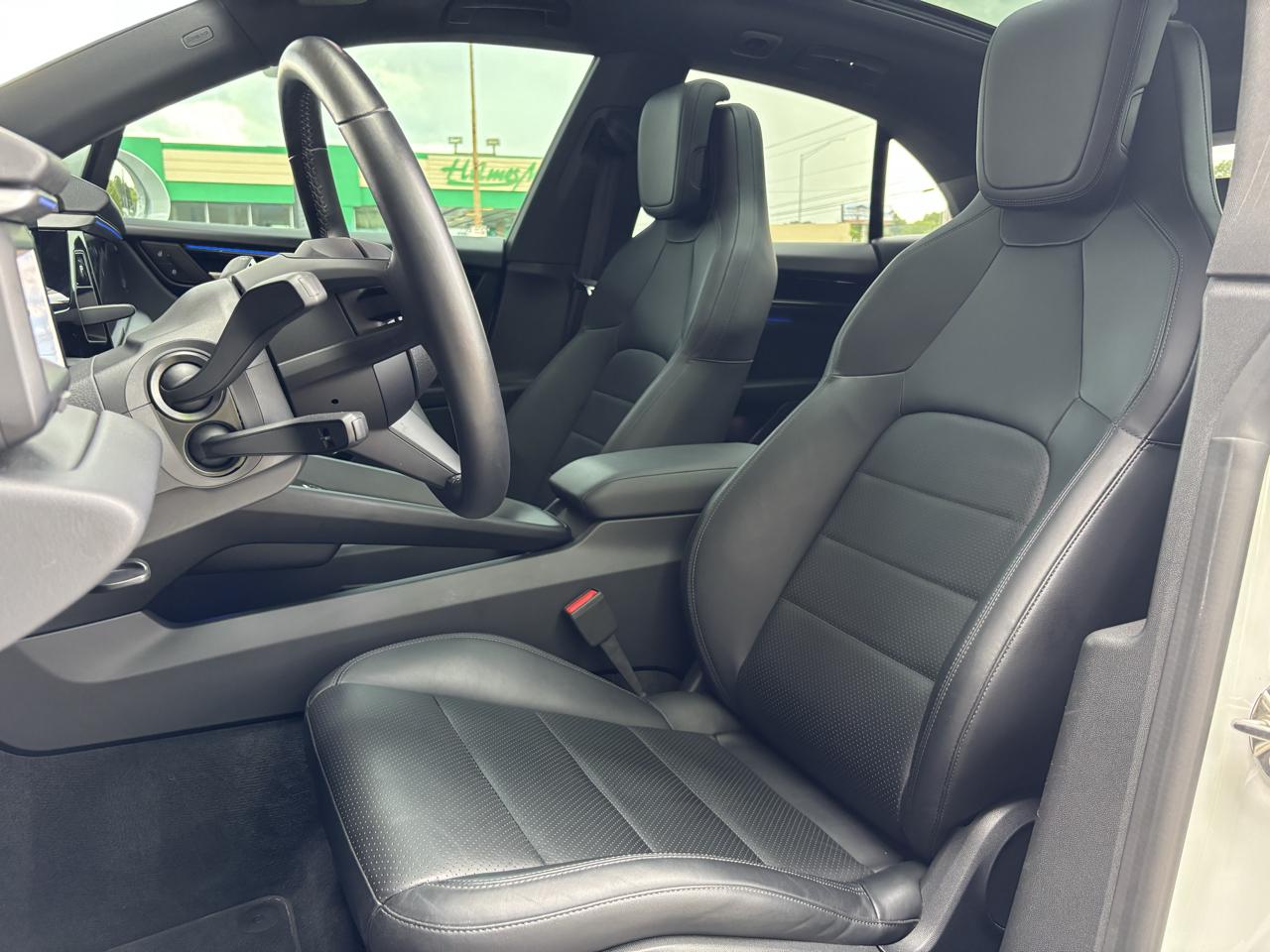 Porsche Macan Electric 4 AWD 2024