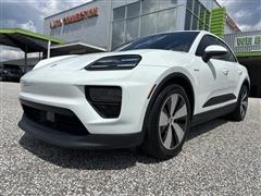2024 Porsche Macan 