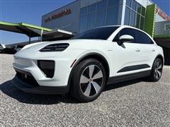2024 Porsche Macan 