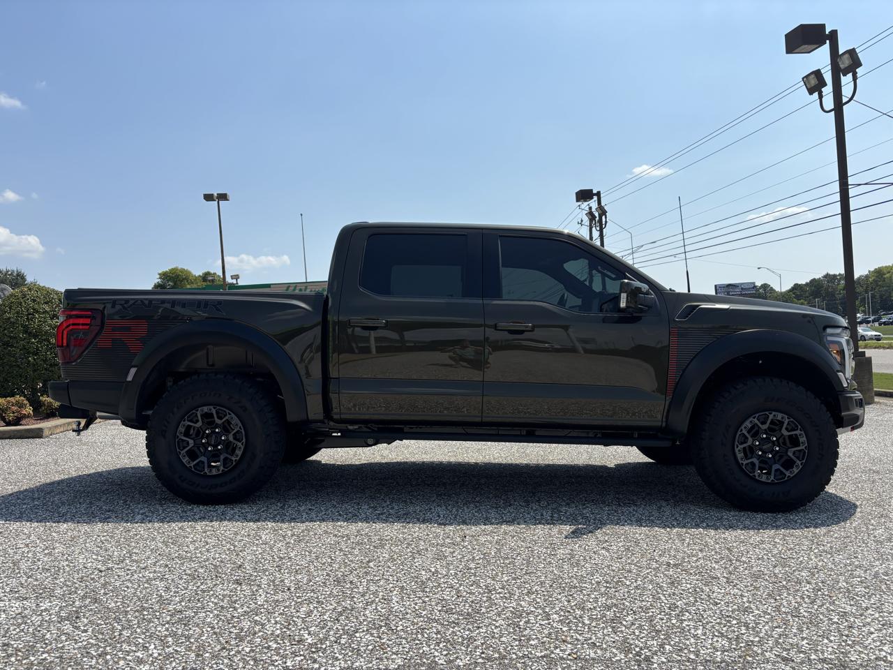 Ford F-150 Raptor 4WD SuperCrew 5.5' Box 2026