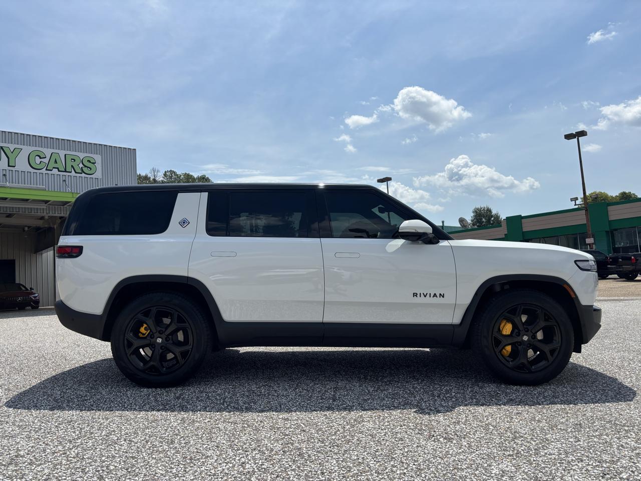 Rivian R1S Adventure Quad-Motor Large Pack 2024