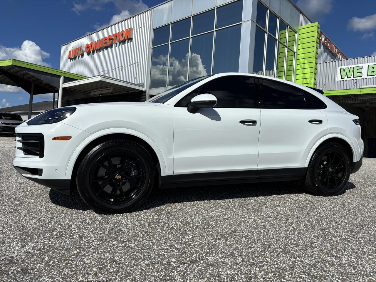 Porsche Cayenne Coupe AWD 2025