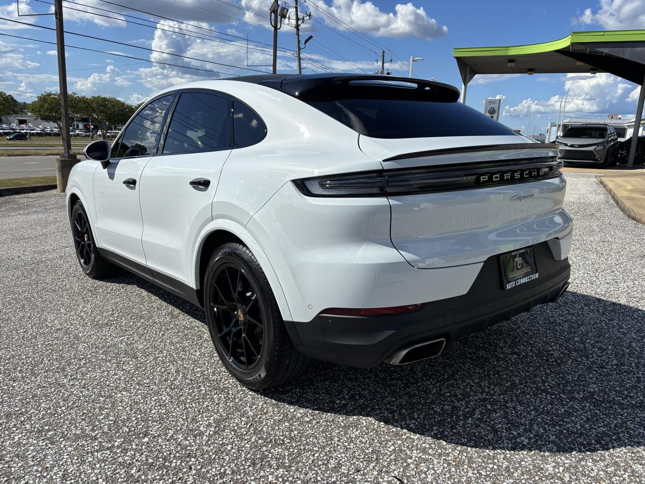 Porsche Cayenne Coupe AWD 2025