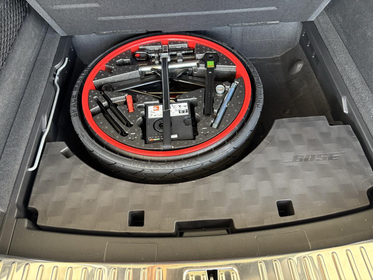 Porsche Cayenne Coupe AWD 2025