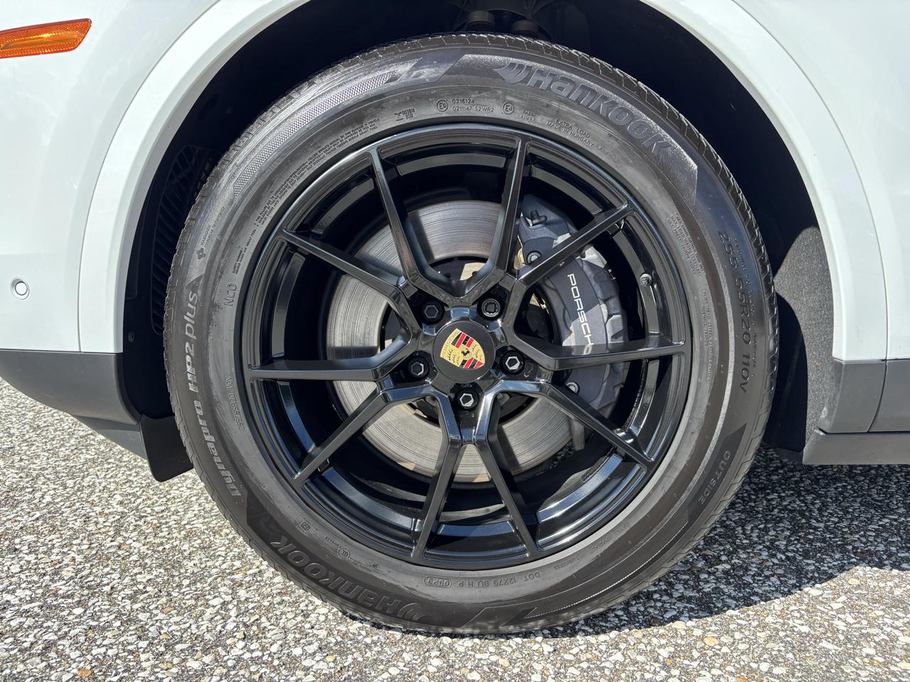 Porsche Cayenne Coupe AWD 2025