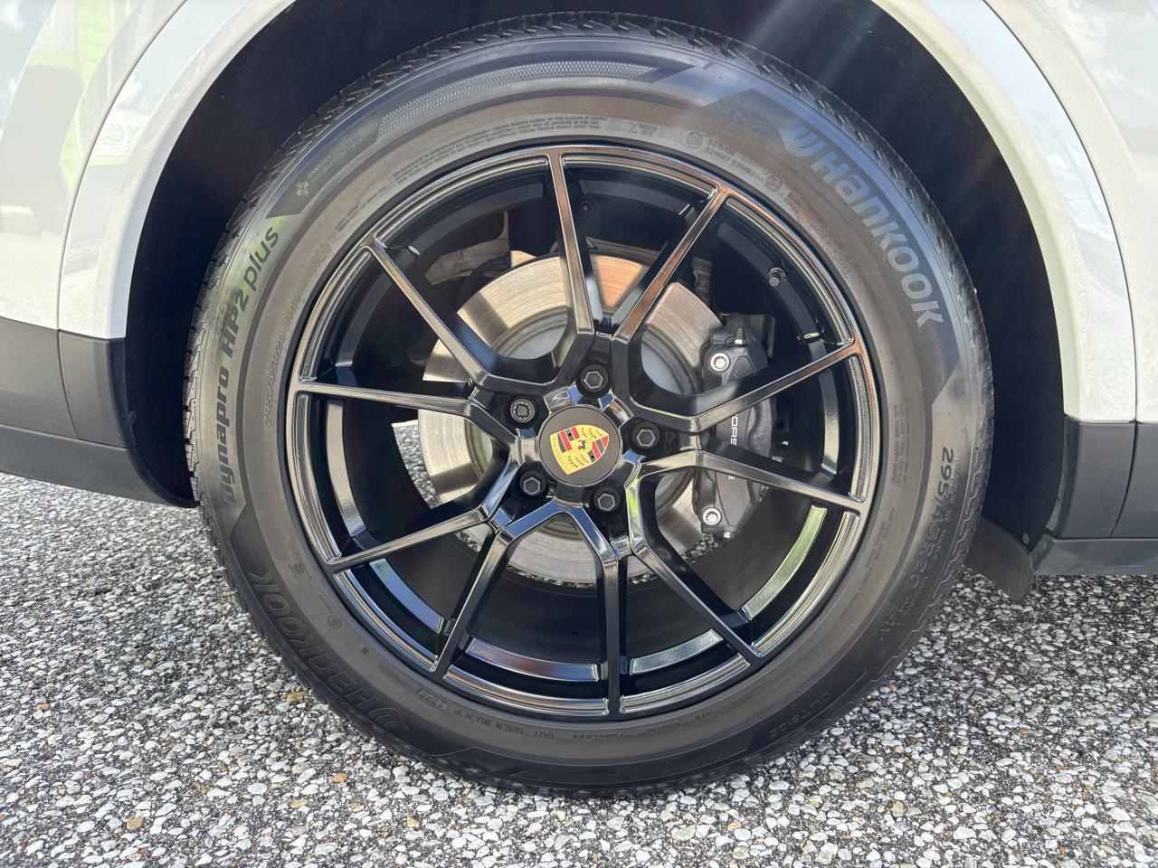 Porsche Cayenne Coupe AWD 2025