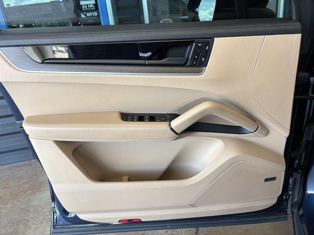 Porsche Cayenne S AWD 2024