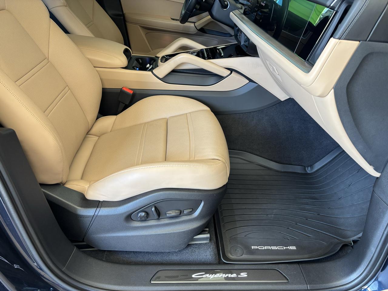 Porsche Cayenne S AWD 2024