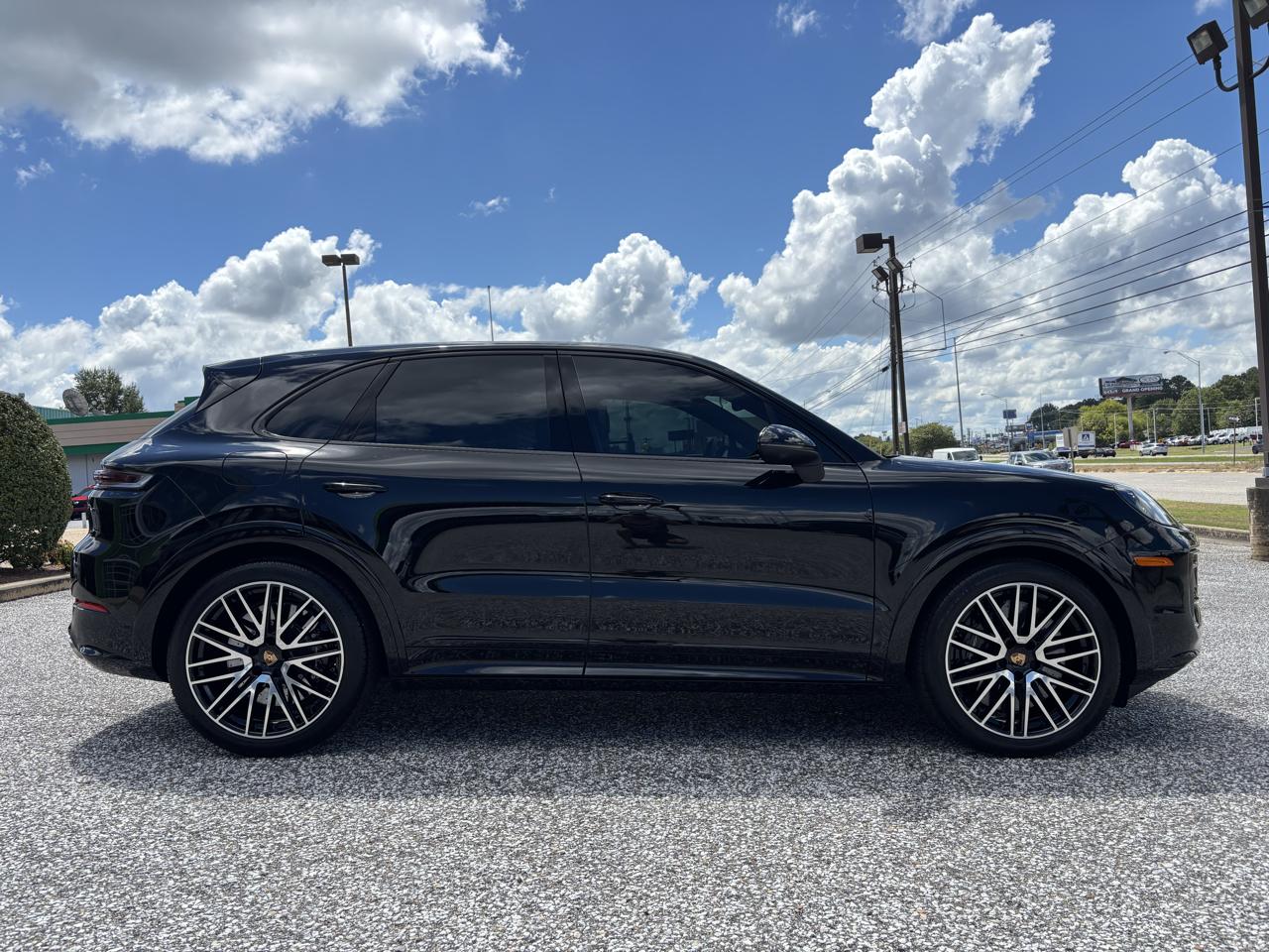 Porsche Cayenne S AWD 2025