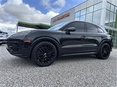 2025 Porsche Cayenne 