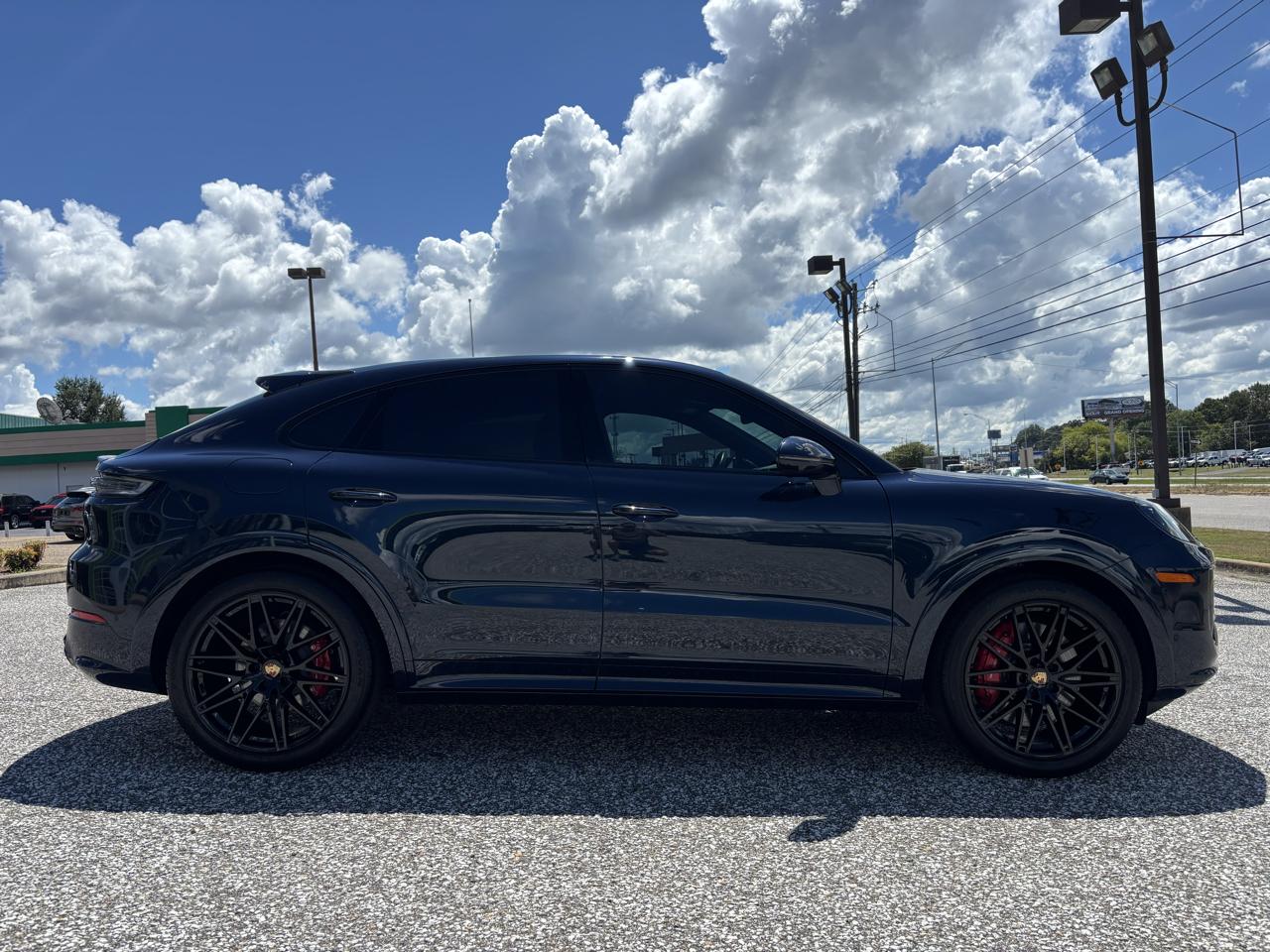 Porsche Cayenne S Coupe AWD 2025