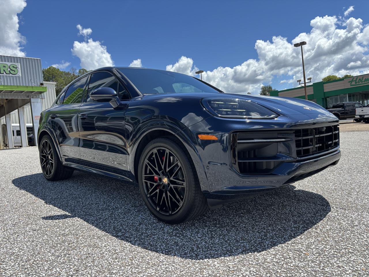 Porsche Cayenne S Coupe AWD 2025
