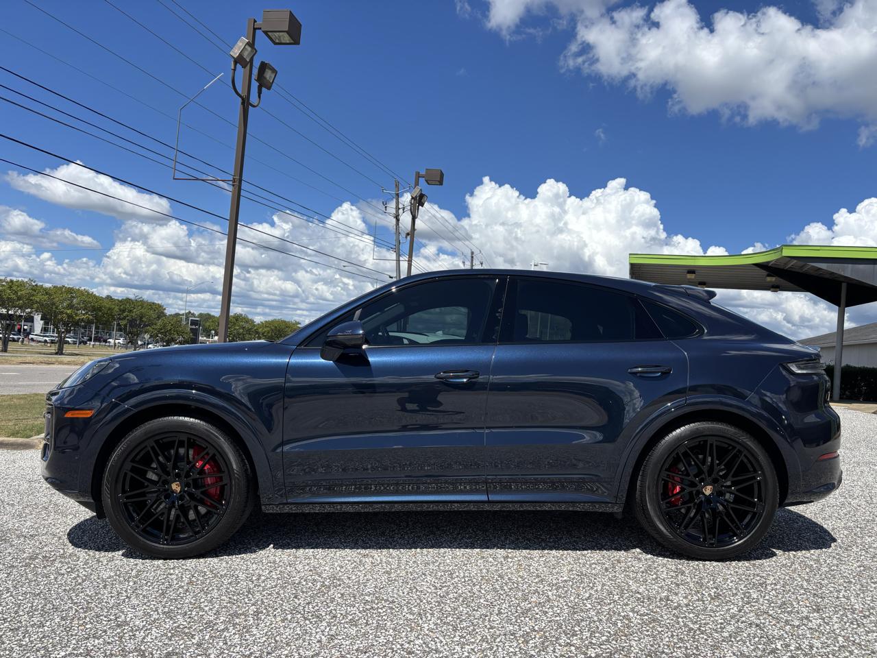 Porsche Cayenne S Coupe AWD 2025