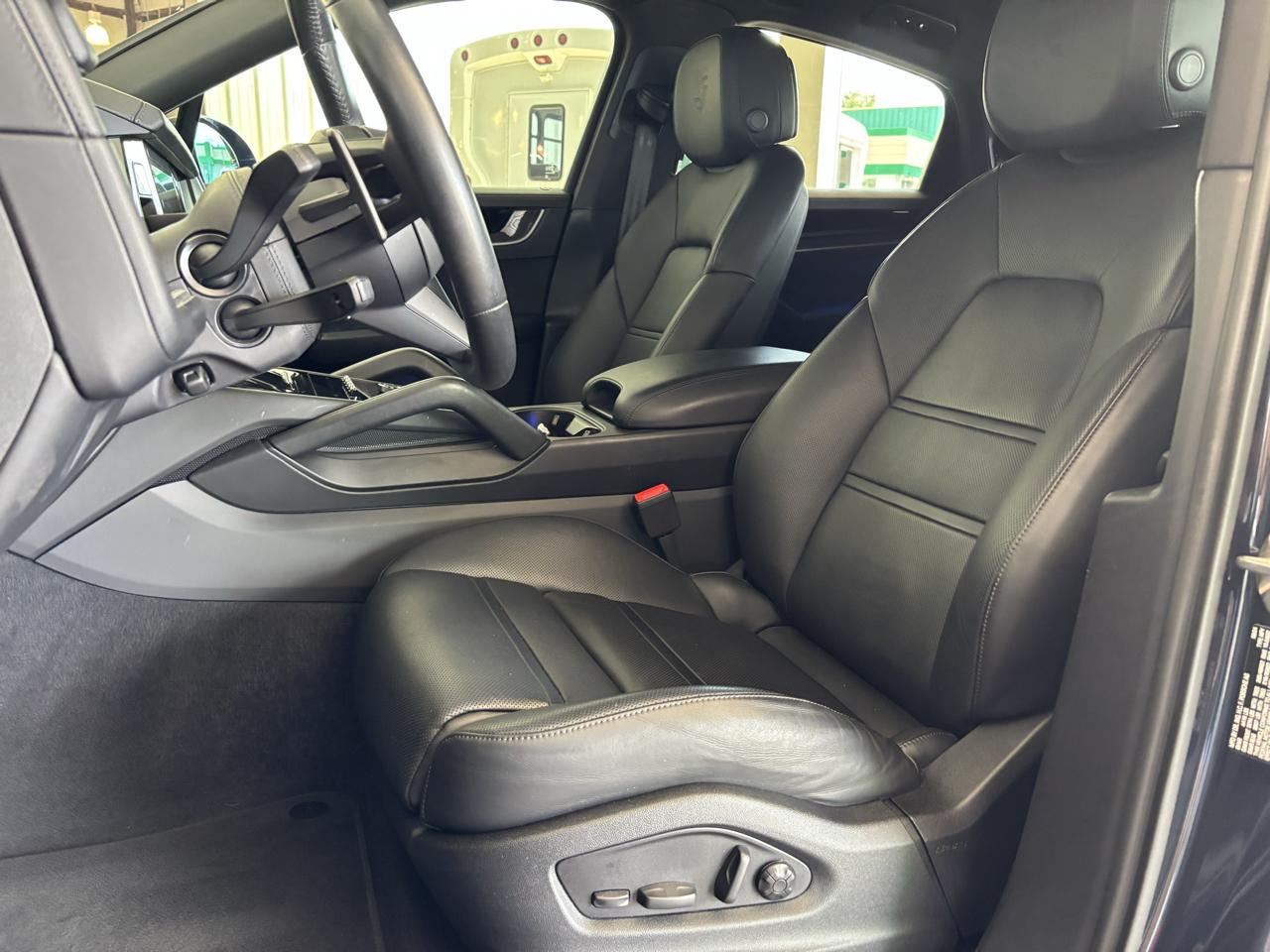Porsche Cayenne S Coupe AWD 2025