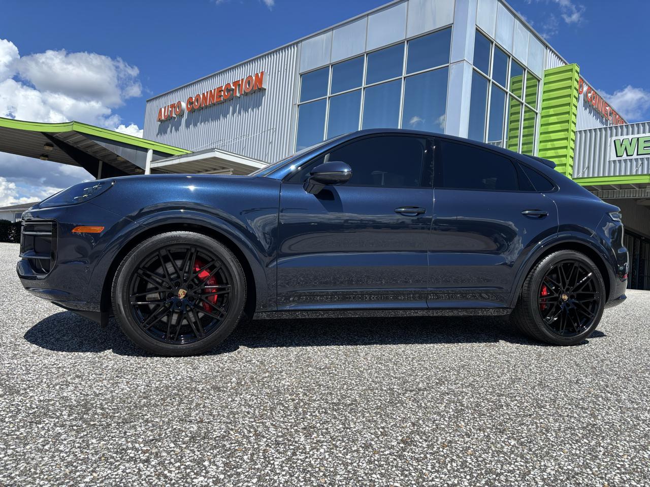 Porsche Cayenne S Coupe AWD 2025