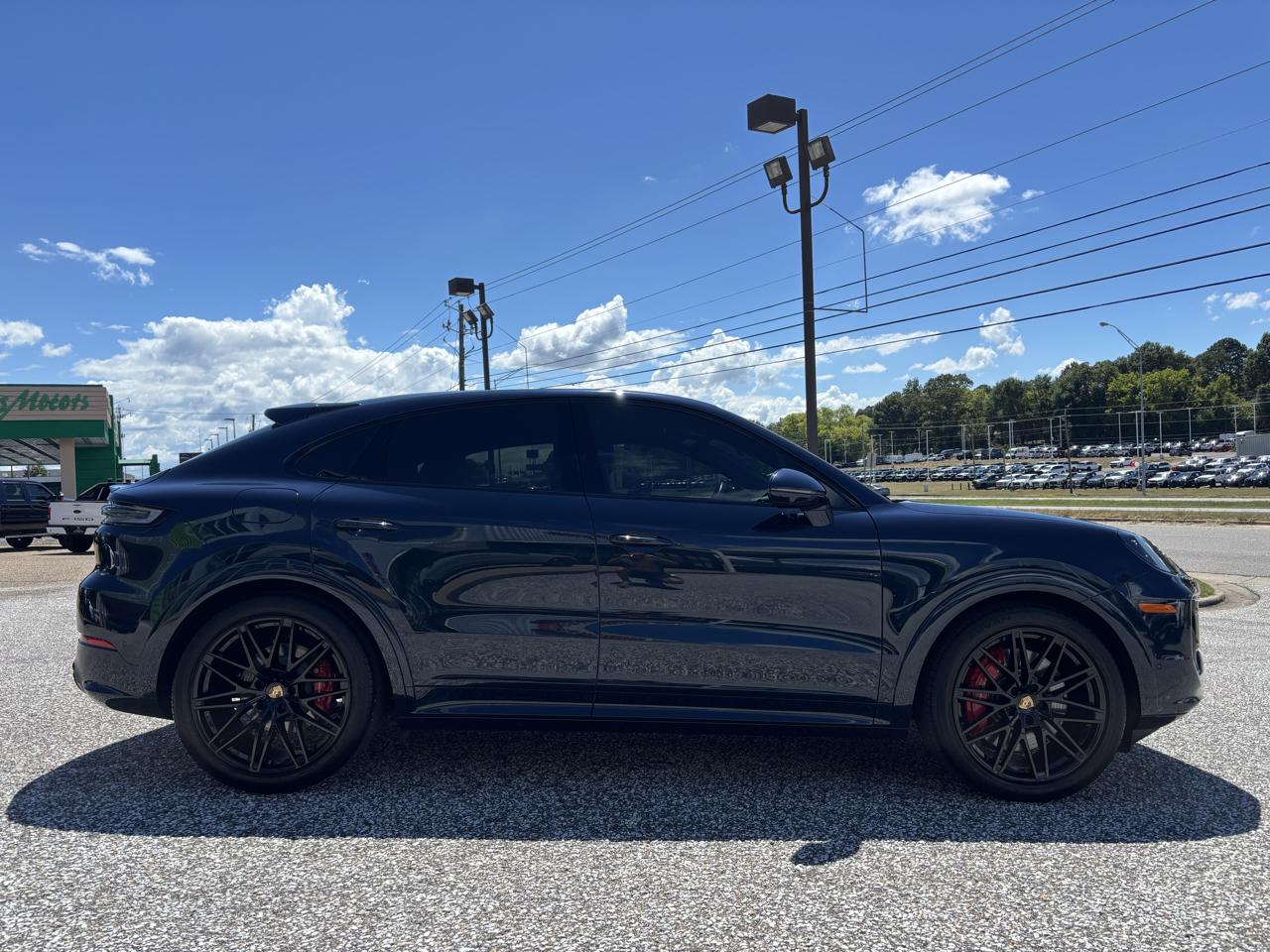 Porsche Cayenne S Coupe AWD 2025