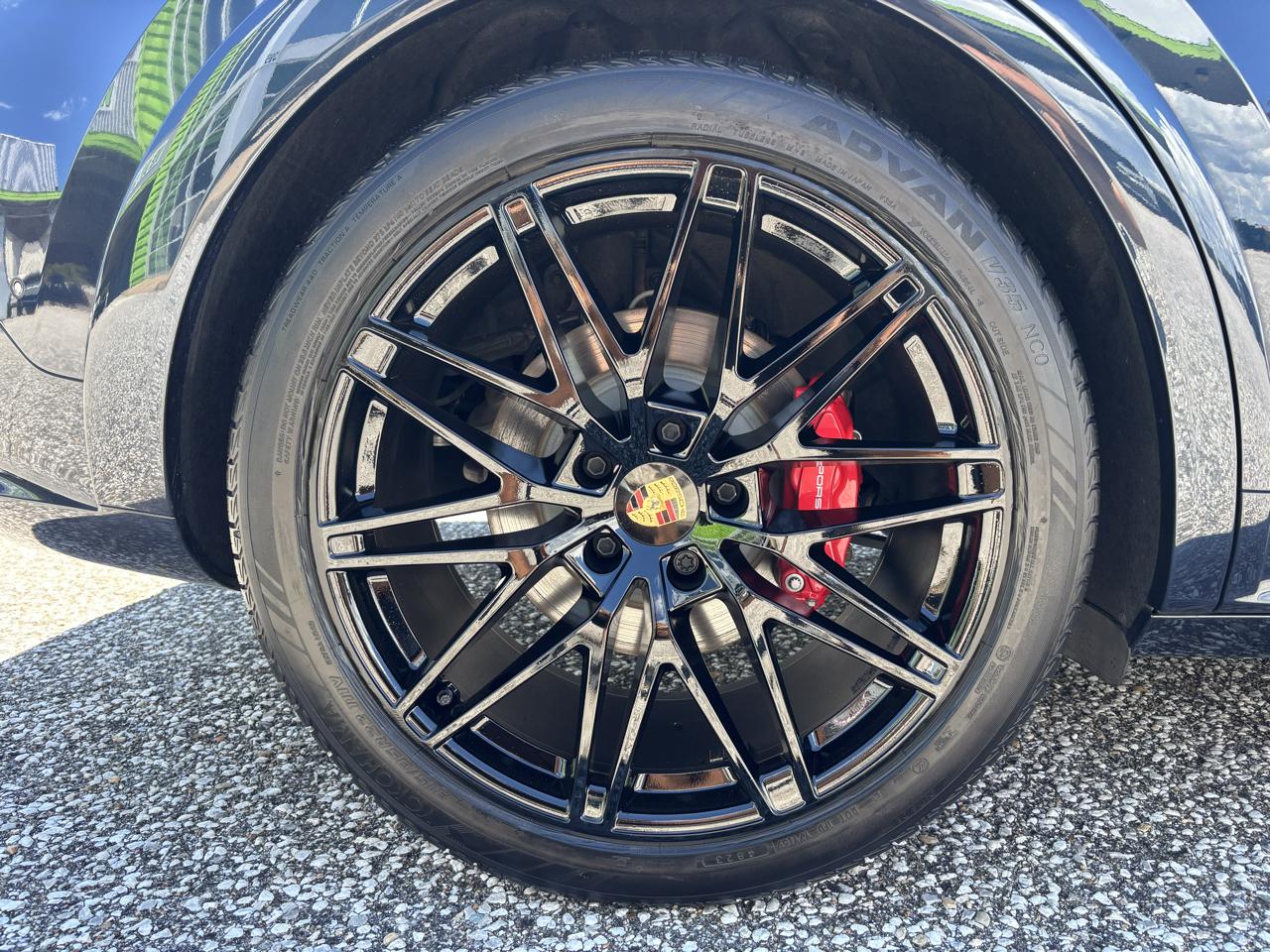 Porsche Cayenne S Coupe AWD 2025