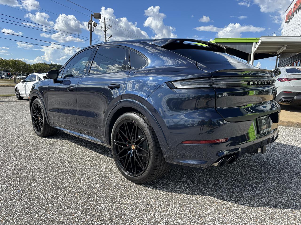 Porsche Cayenne S Coupe AWD 2025