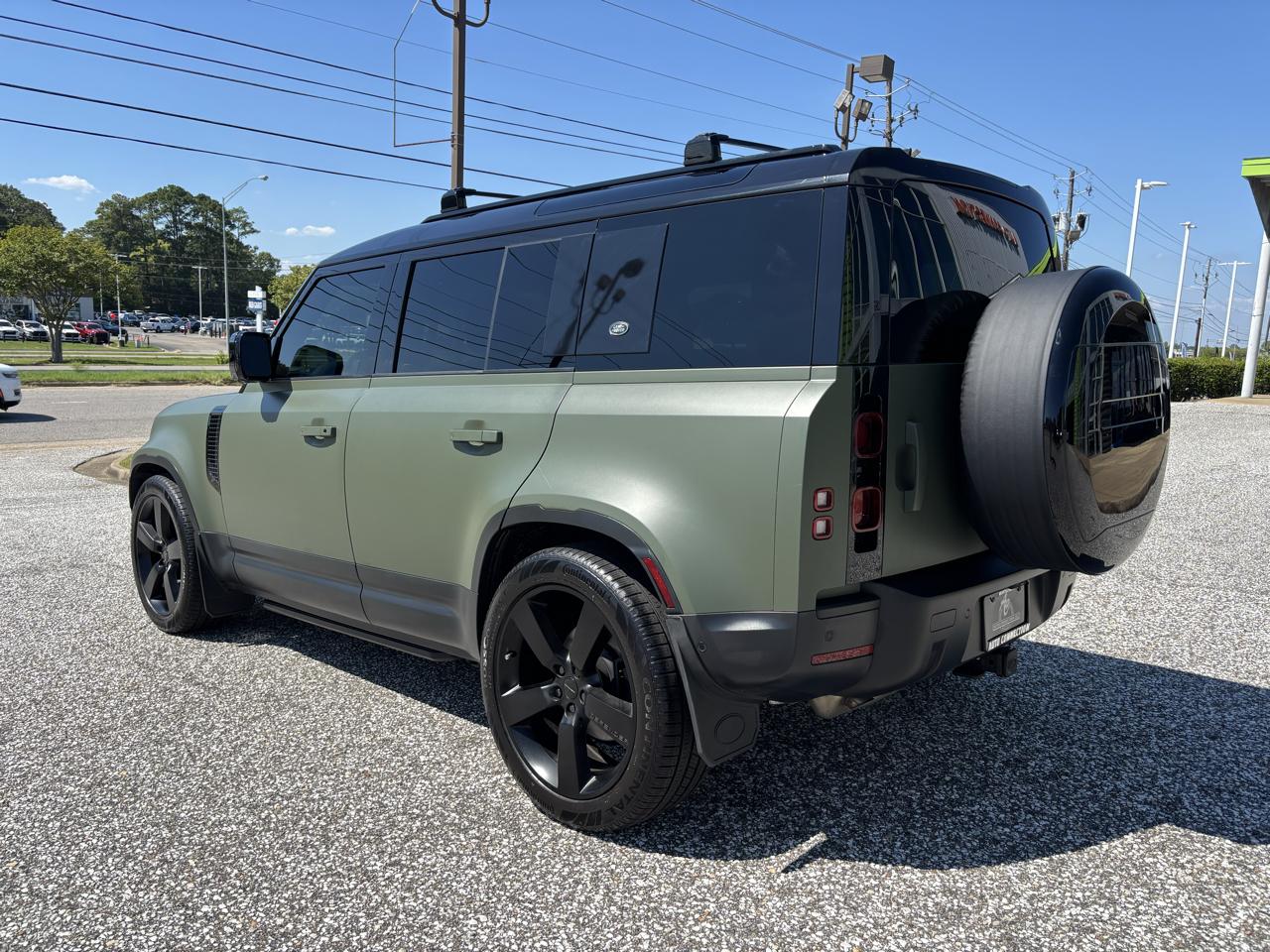 Land Rover Defender photo 45