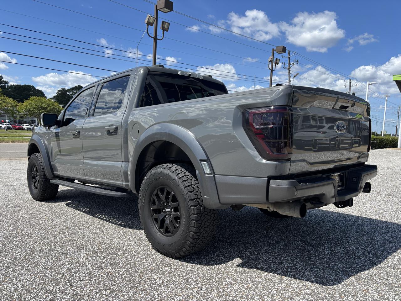 Ford F-150 Raptor SuperCrew 4WD 2021
