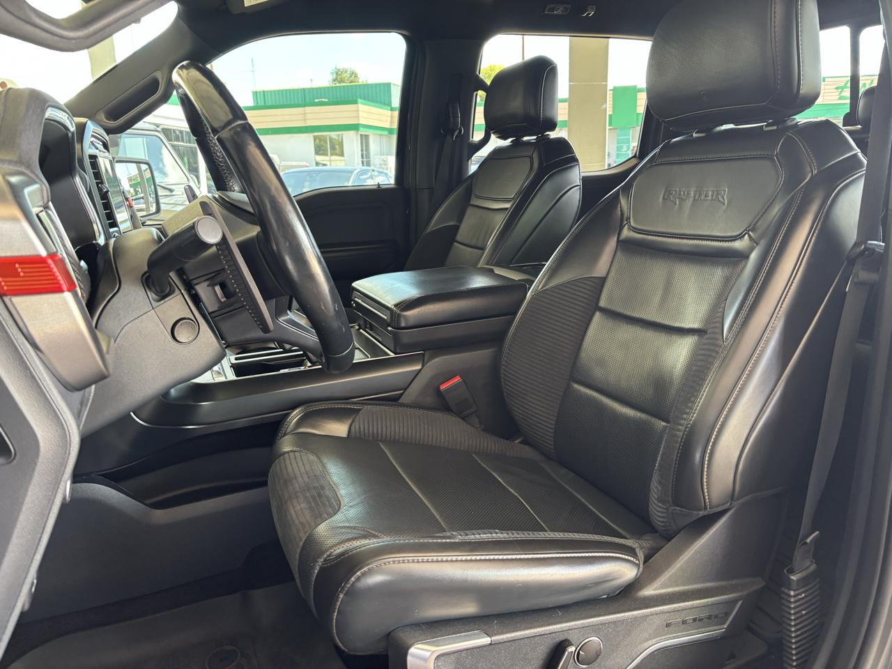 Ford F-150 Raptor SuperCrew 4WD 2021