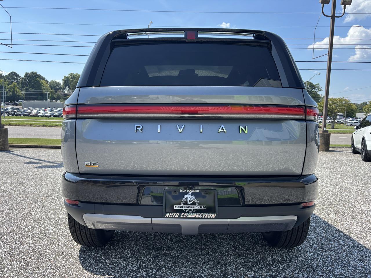 Rivian R2 Performance AWD 2027