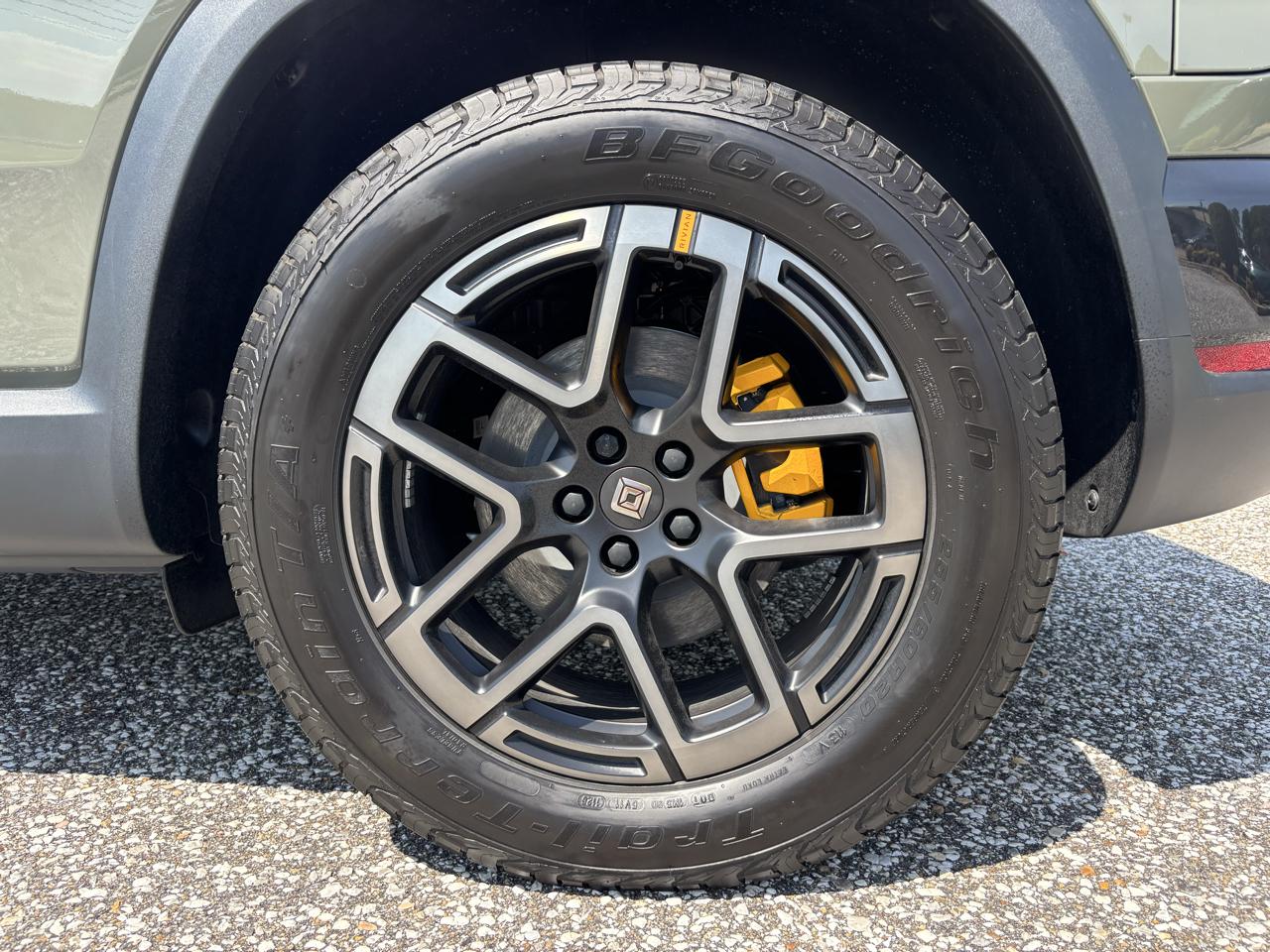 Rivian R2 Performance AWD 2027