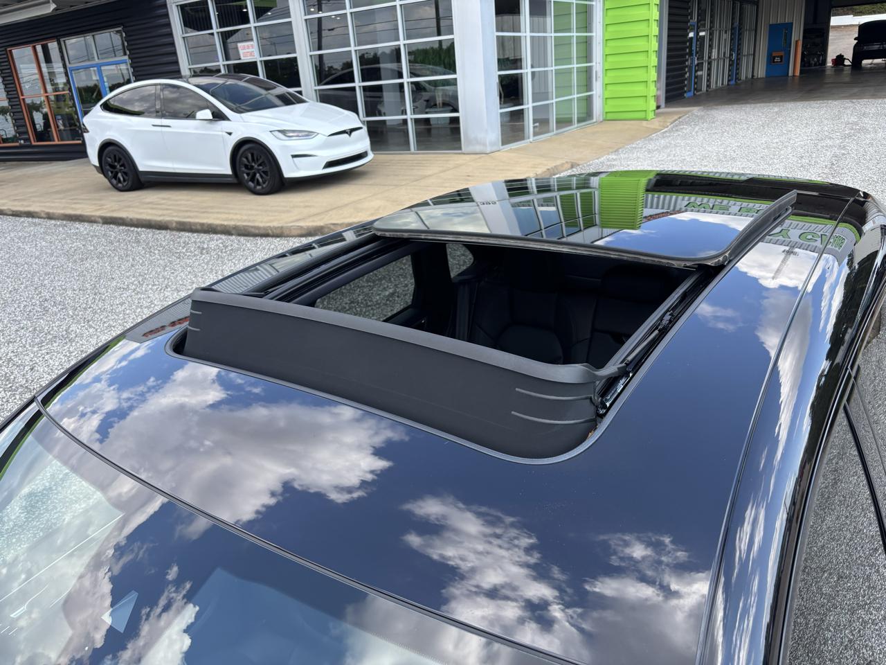Porsche Macan photo 31