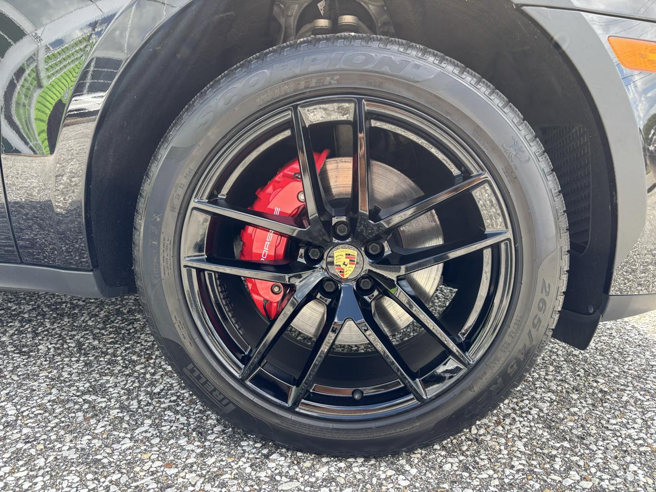 Porsche Macan photo 35