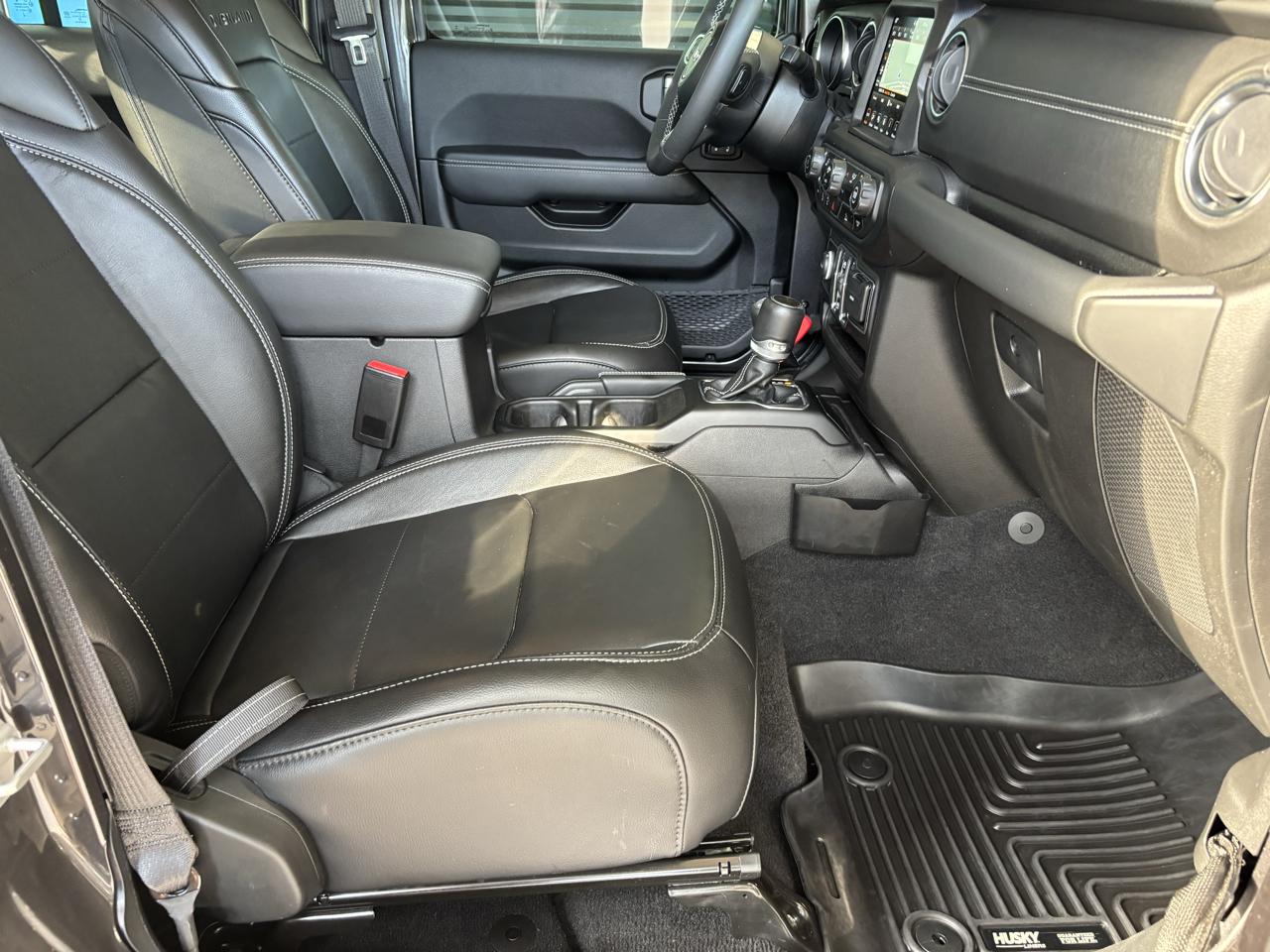Jeep Gladiator Overland 4x4 *Ltd Avail* 2023