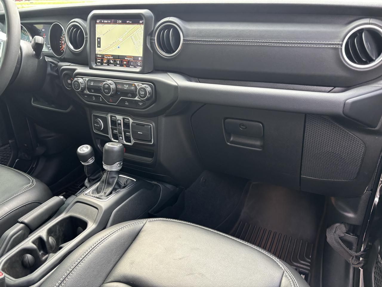 Jeep Gladiator photo 21
