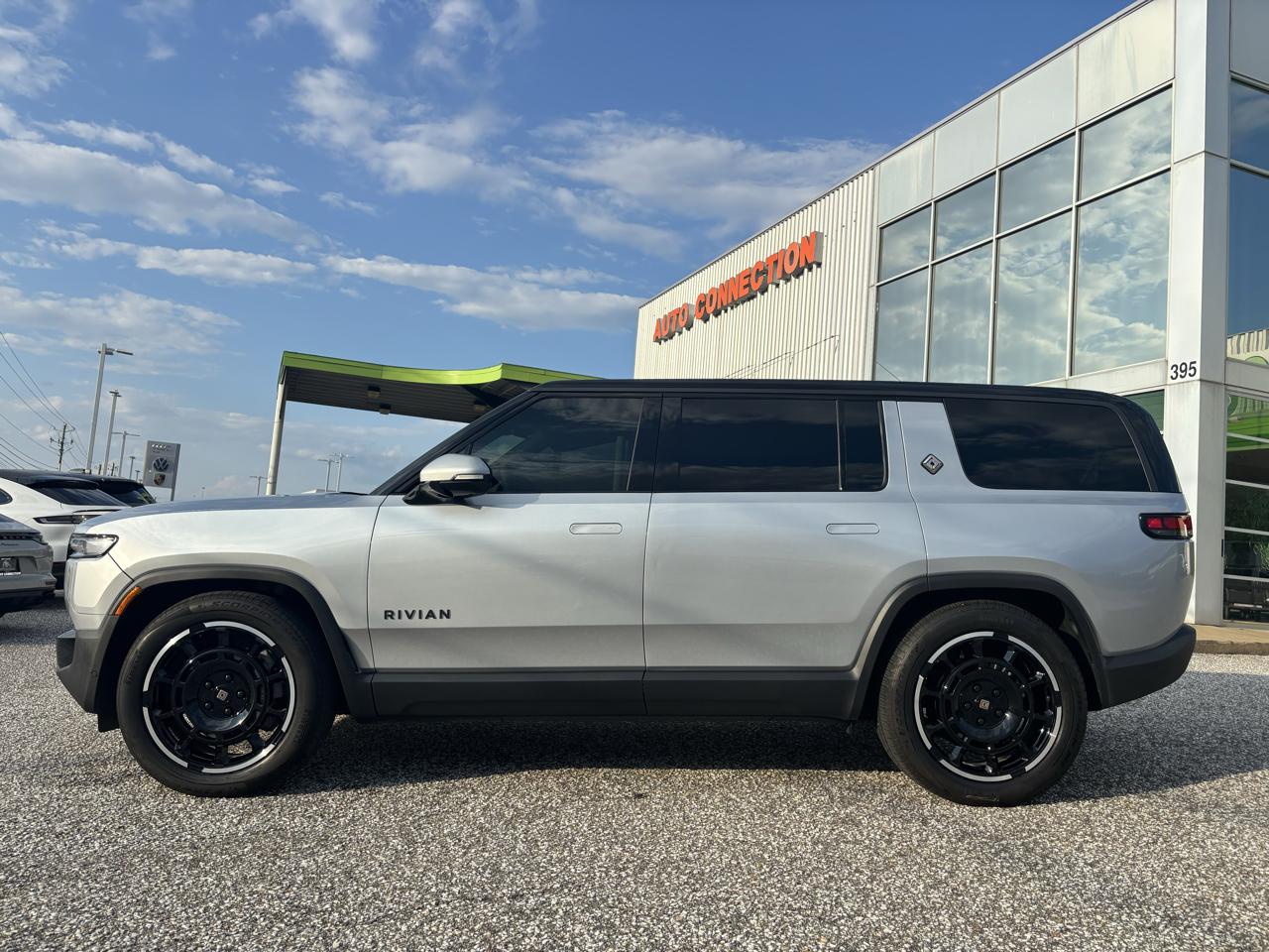 Rivian R1S Adventure Performance Dual-Motor Max Pack 2025