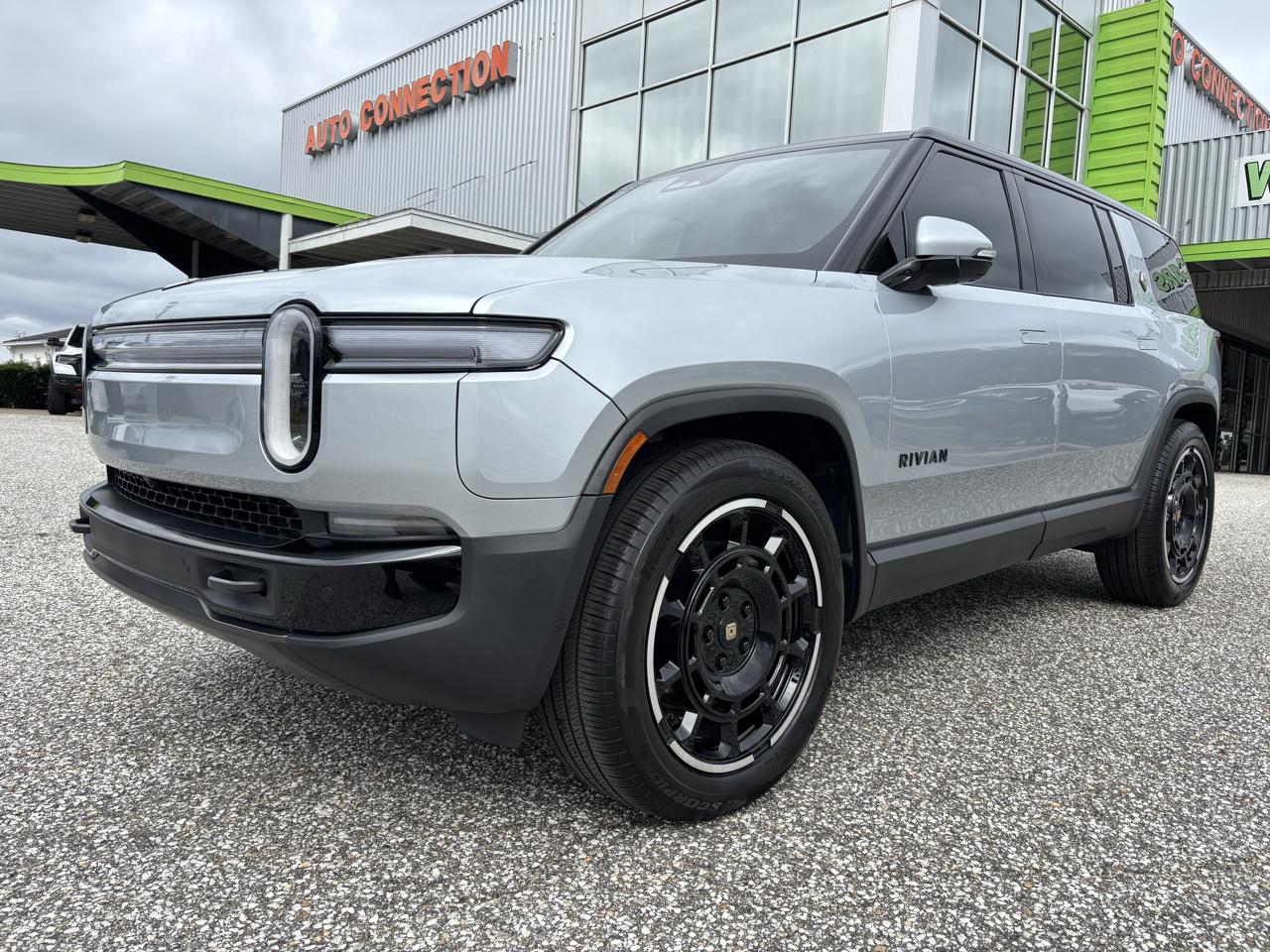 Rivian R1S Adventure Performance Dual-Motor Max Pack 2025