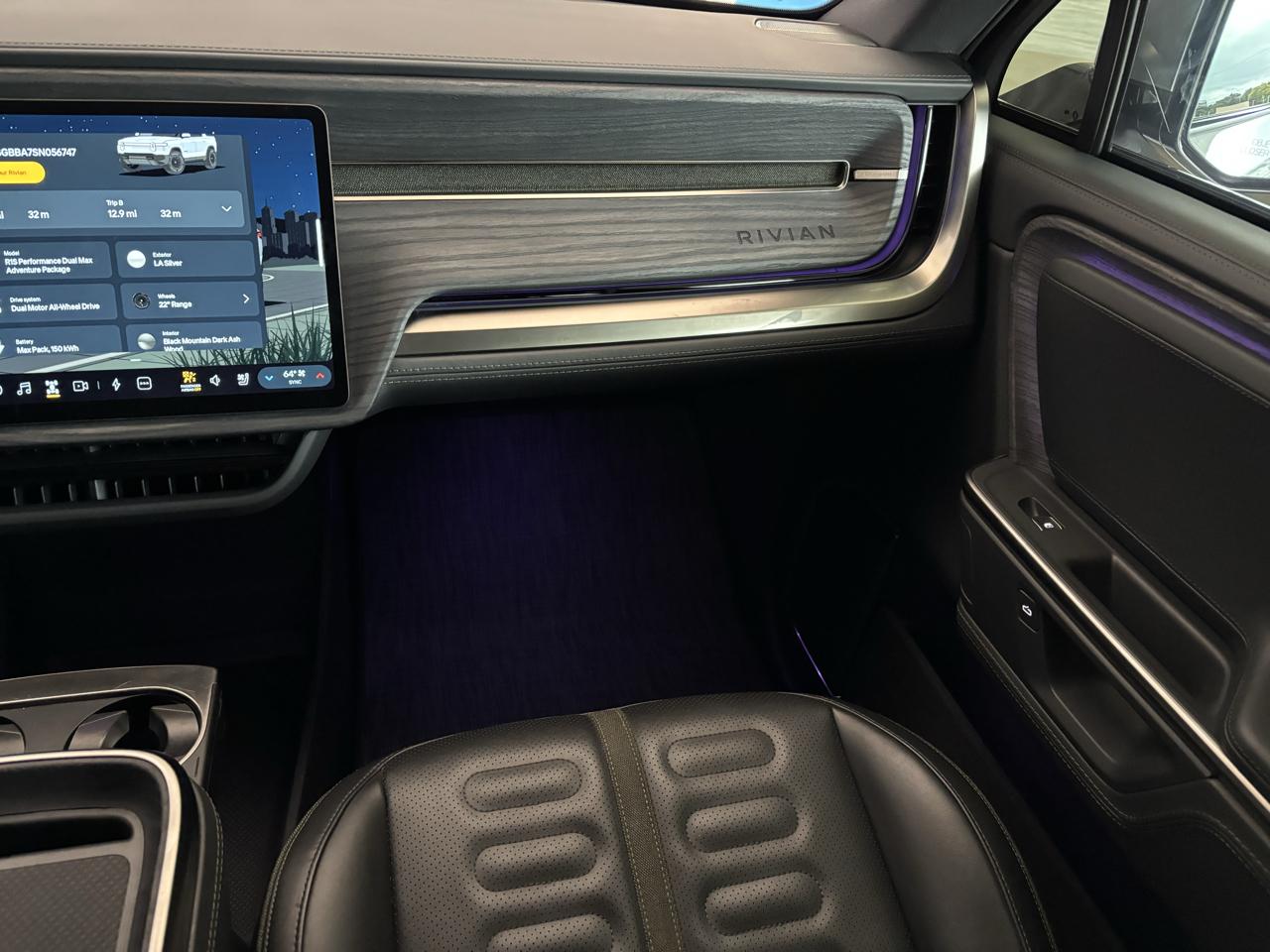 Rivian R1S Adventure Performance Dual-Motor Max Pack 2025