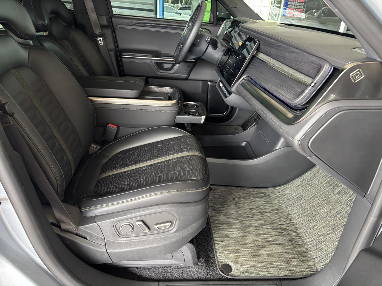 Rivian R1S Adventure Performance Dual-Motor Max Pack 2025