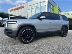 2025 Rivian R1S 