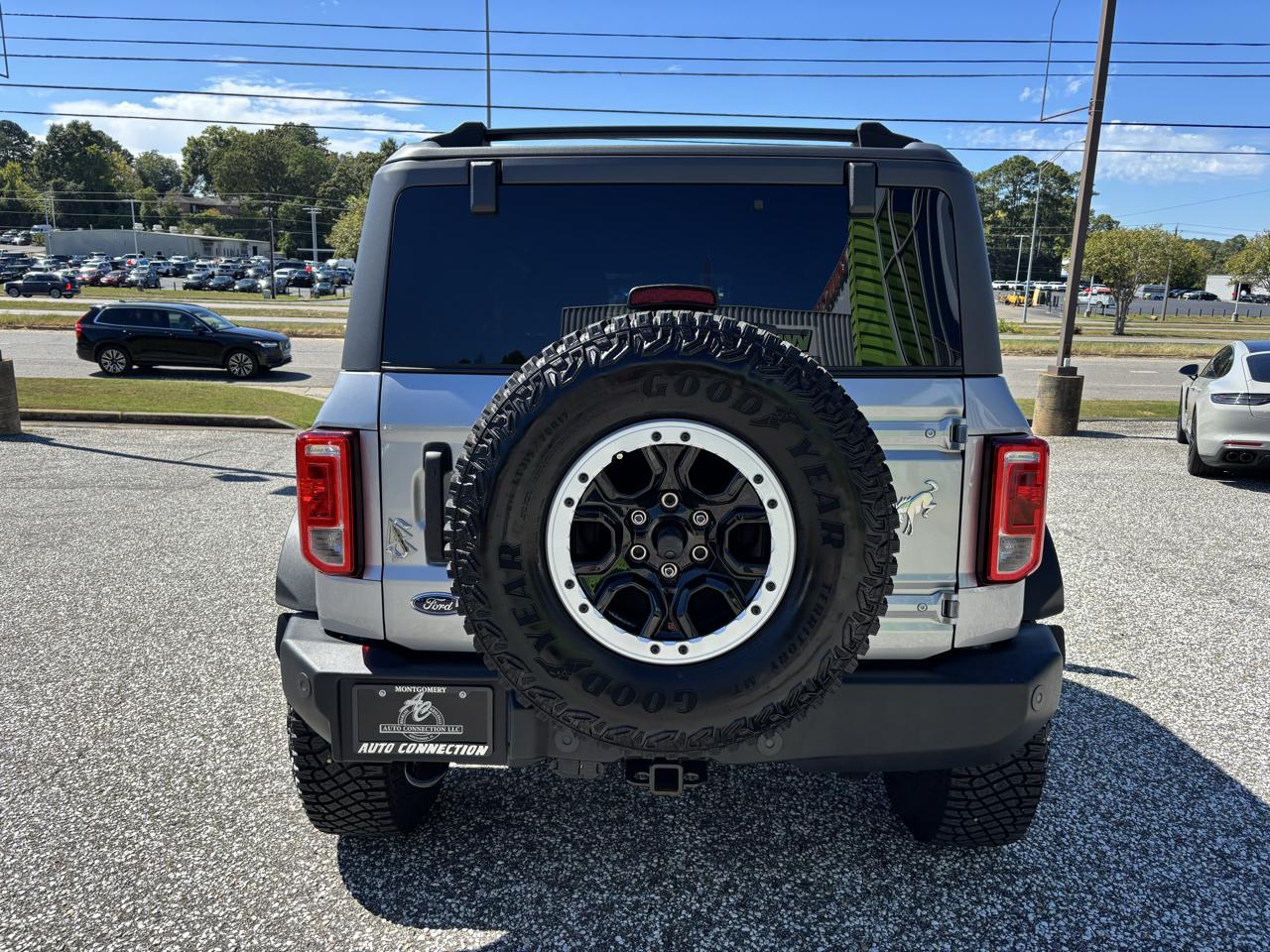 Ford Bronco photo 4