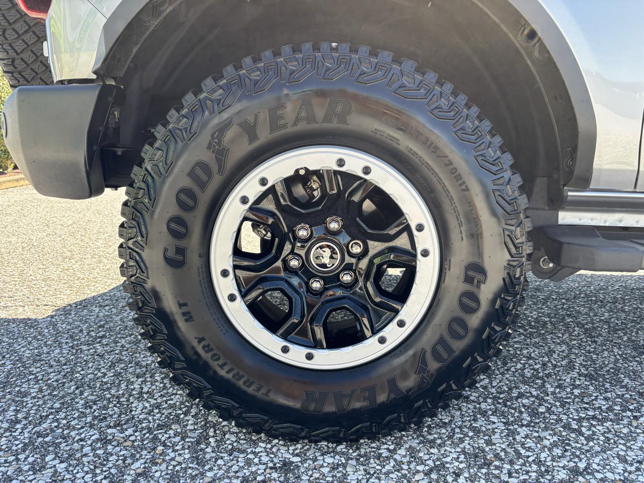 Ford Bronco photo 27