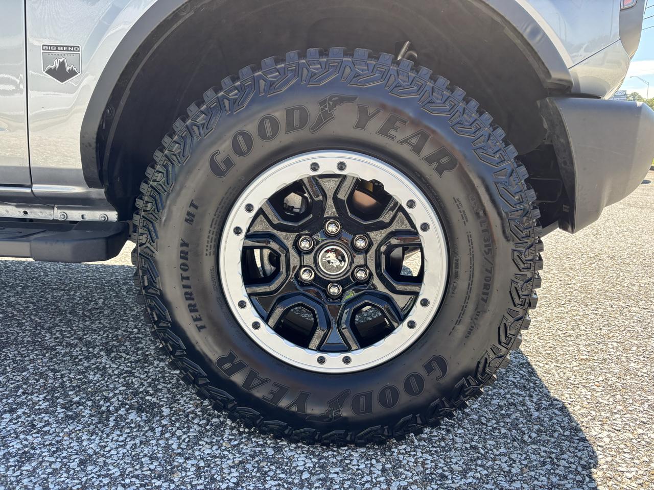 Ford Bronco photo 28