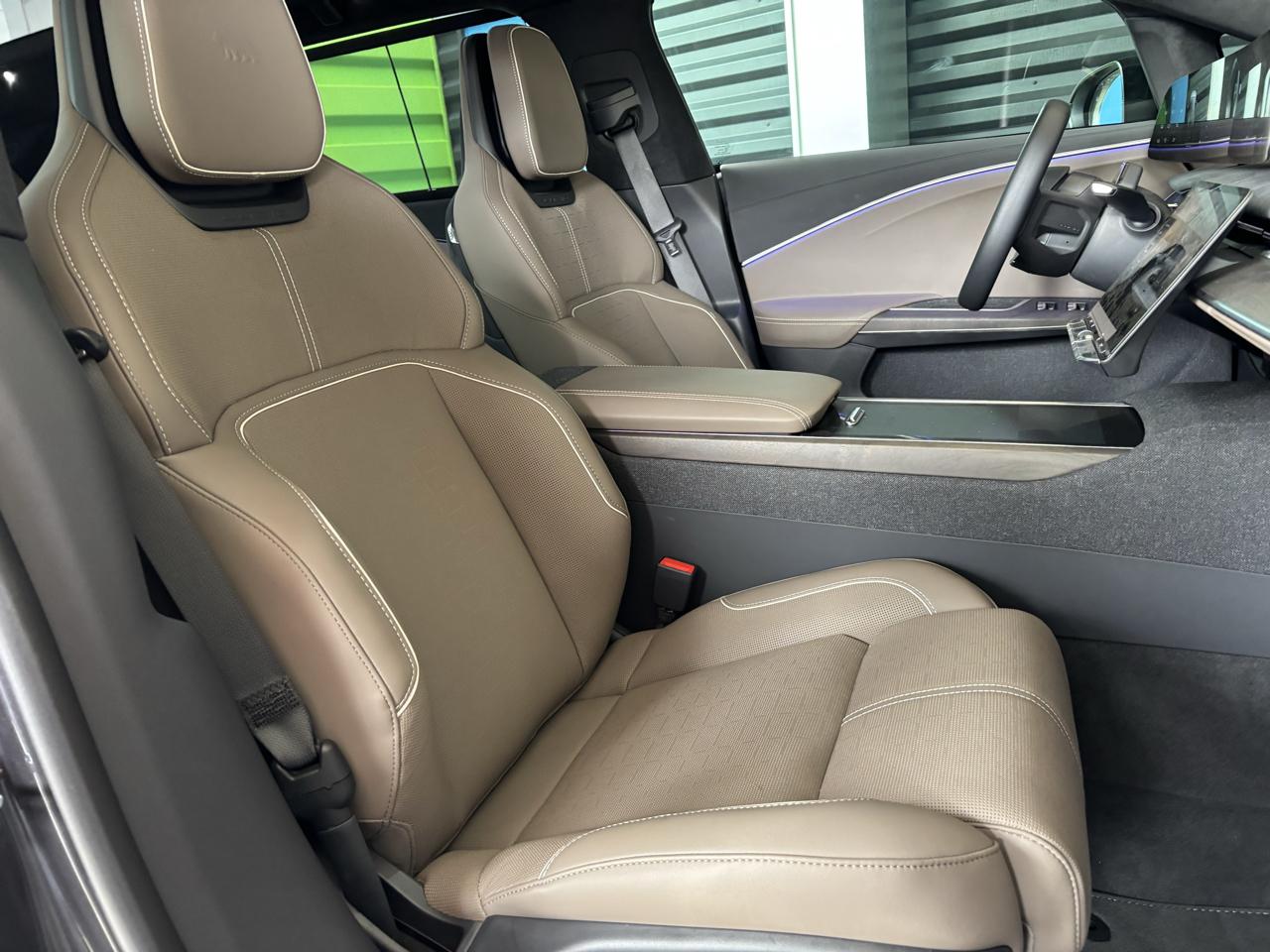Lucid Gravity Grand Touring AWD 2026