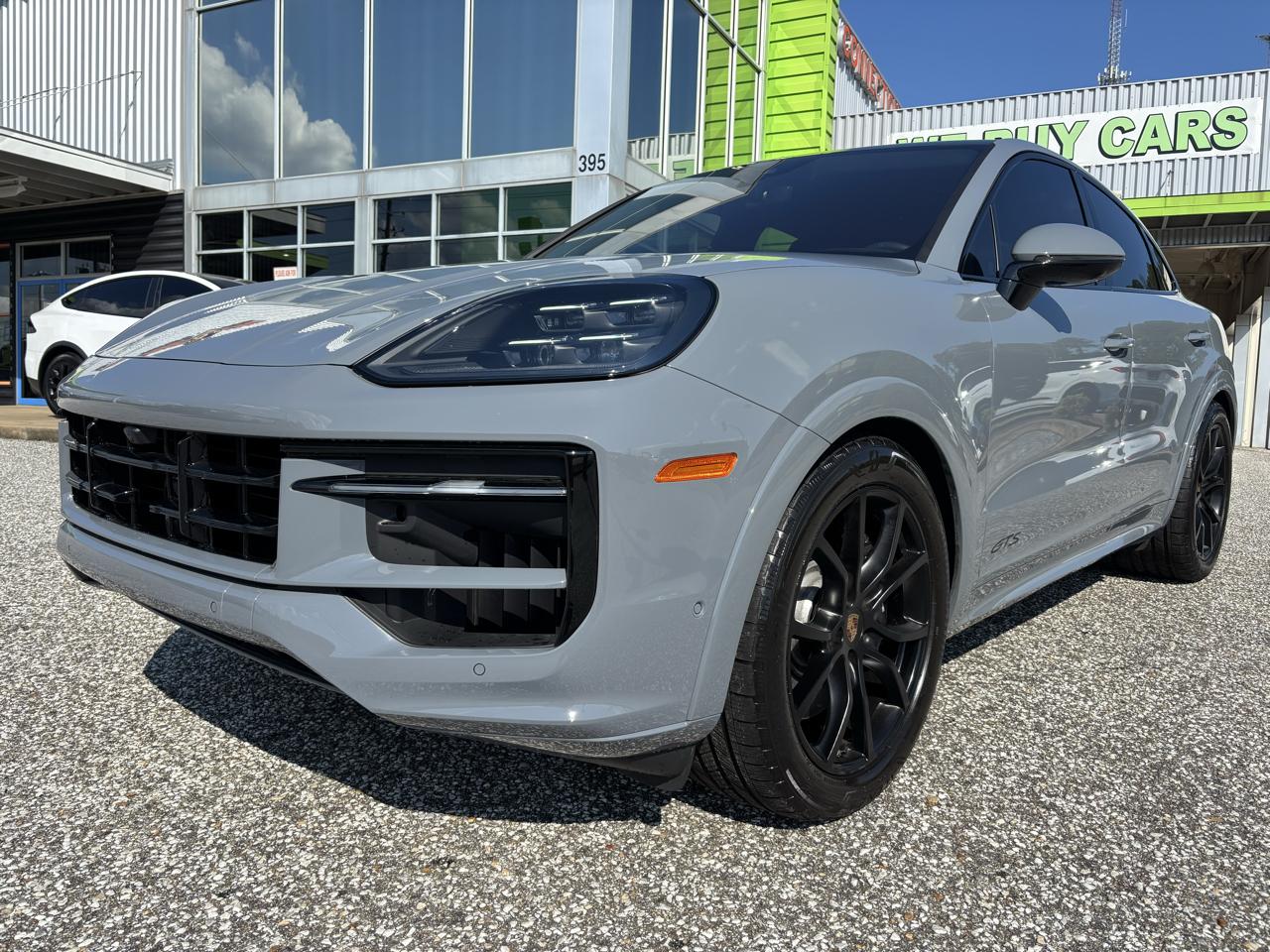 Porsche Cayenne GTS Coupe AWD 2025