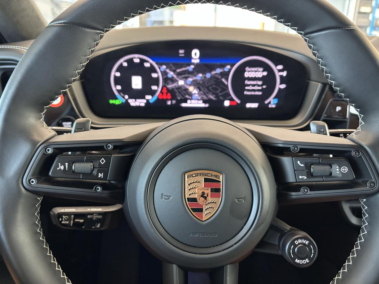 Porsche Cayenne GTS Coupe AWD 2025