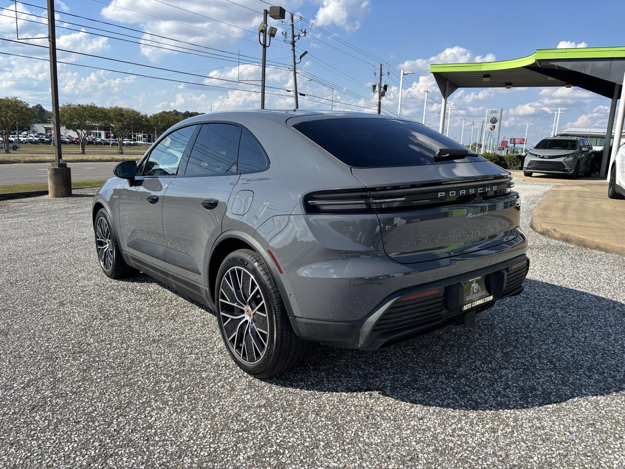Porsche Macan Electric 4 AWD 2025