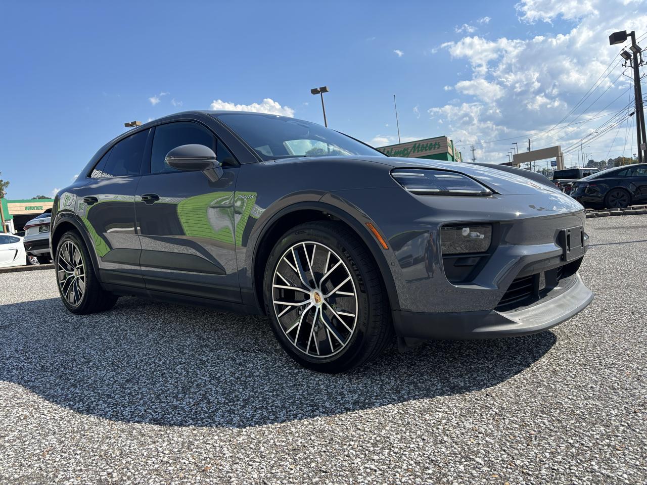 Porsche Macan Electric 4 AWD 2025