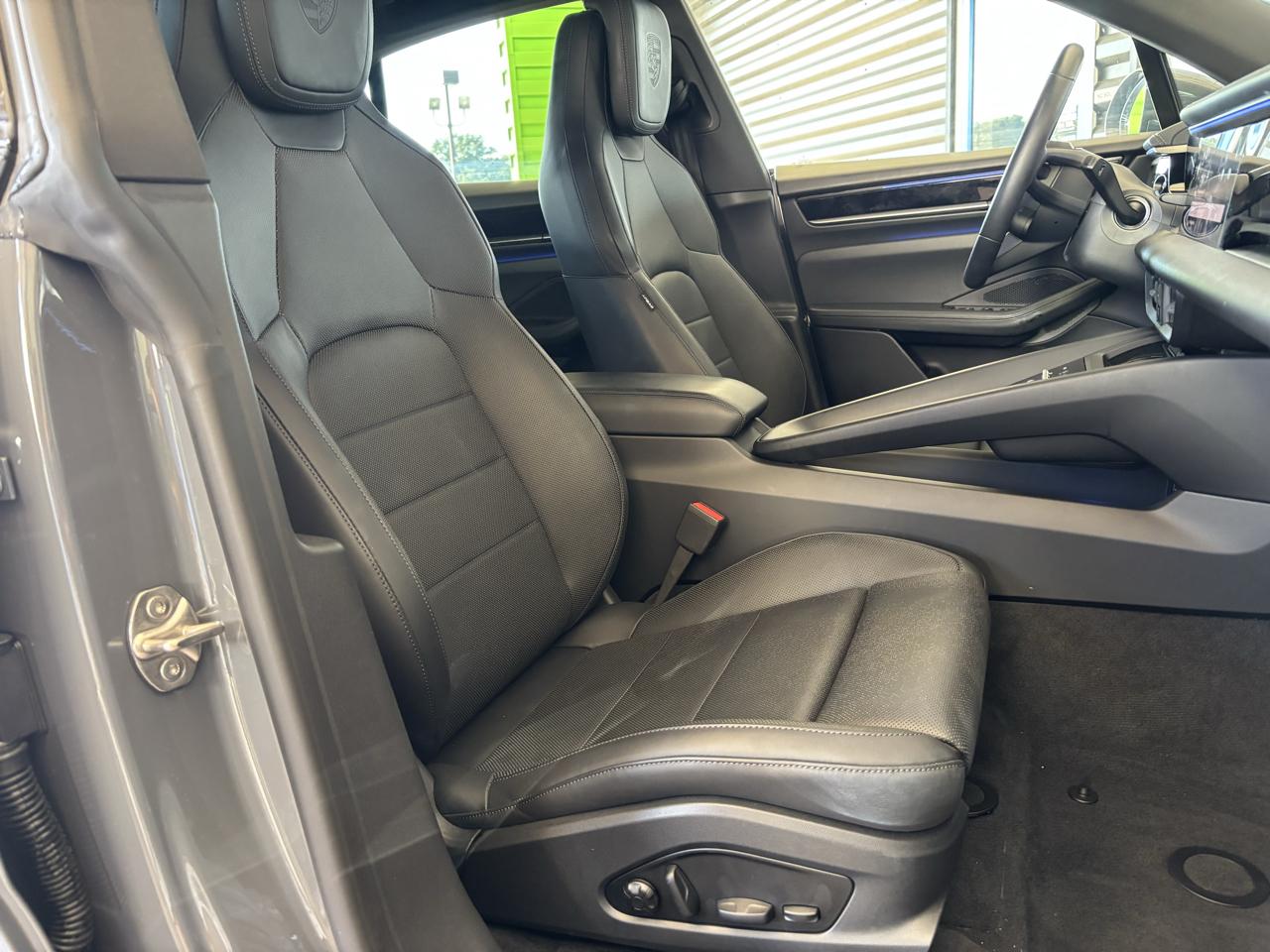 Porsche Macan Electric 4 AWD 2025