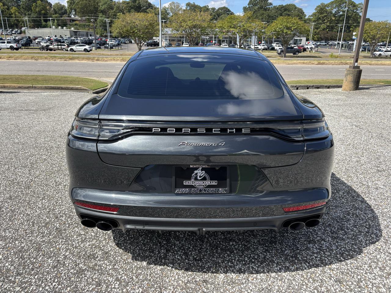 Porsche Panamera 4 Platinum Edition AWD 2023